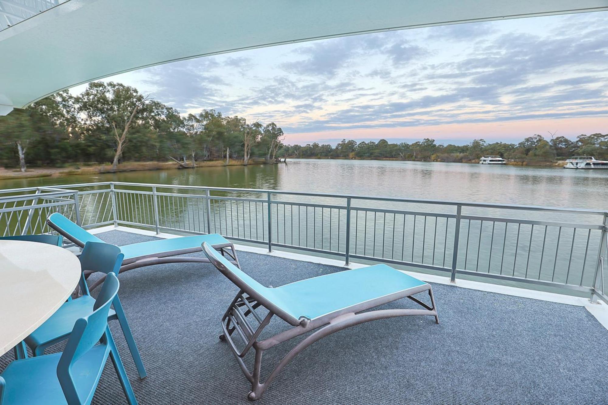 All Seasons Houseboats Hotel Mildura Exterior photo